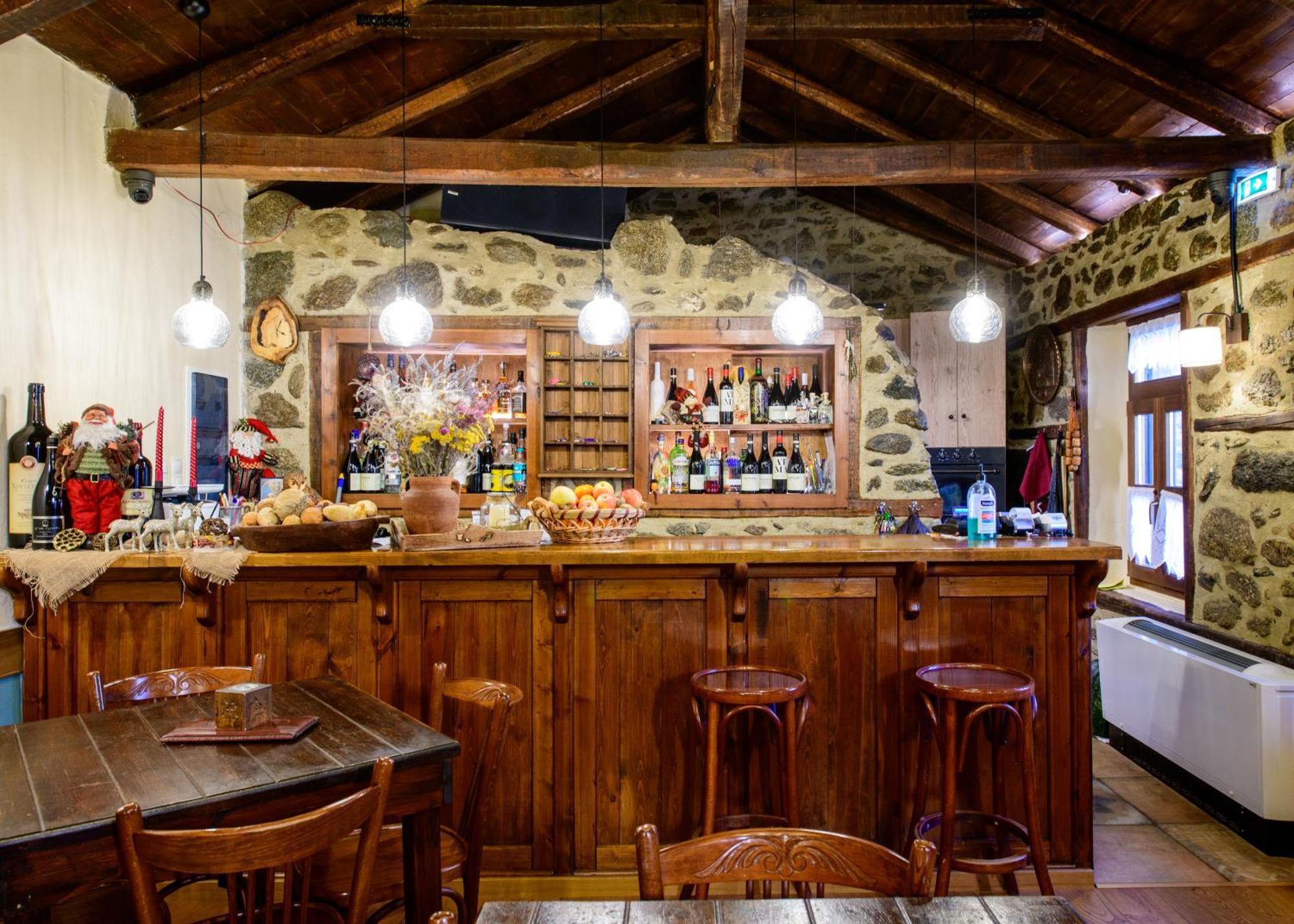Agios Germanos Hotel Kültér fotó